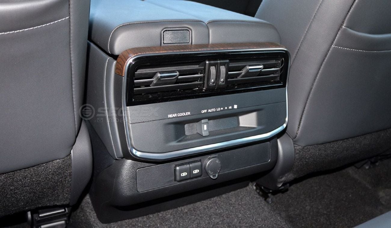 تويوتا لاند كروزر 2026 Model Toyota Land Cruiser (LC300) GXR, 4.0L Petrol 4WD 6A/T