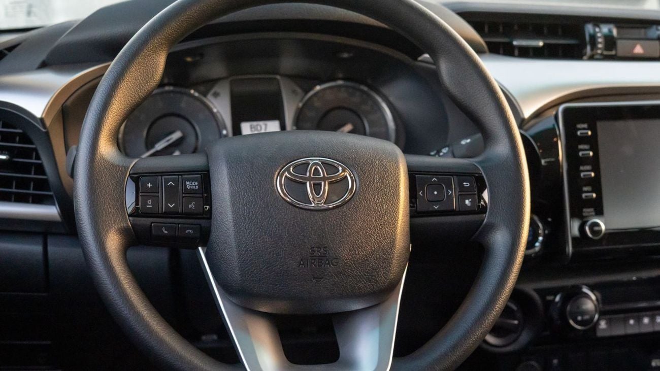 Toyota Hilux SGLX SR5 DC 2.4L Diesel A/T 2025YM