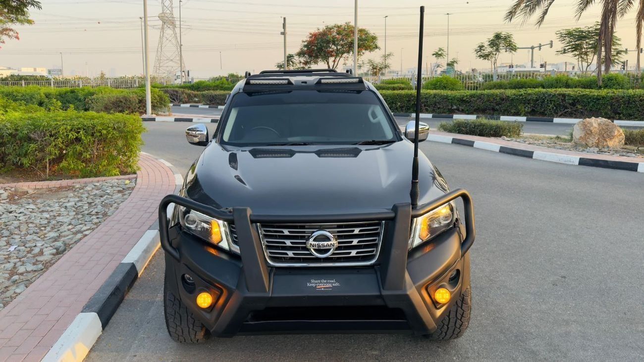 Nissan Navara Nissan Navara | Smart Cab | Automatic Diesel 2.3L | 4WD | RHD | Sports Bar