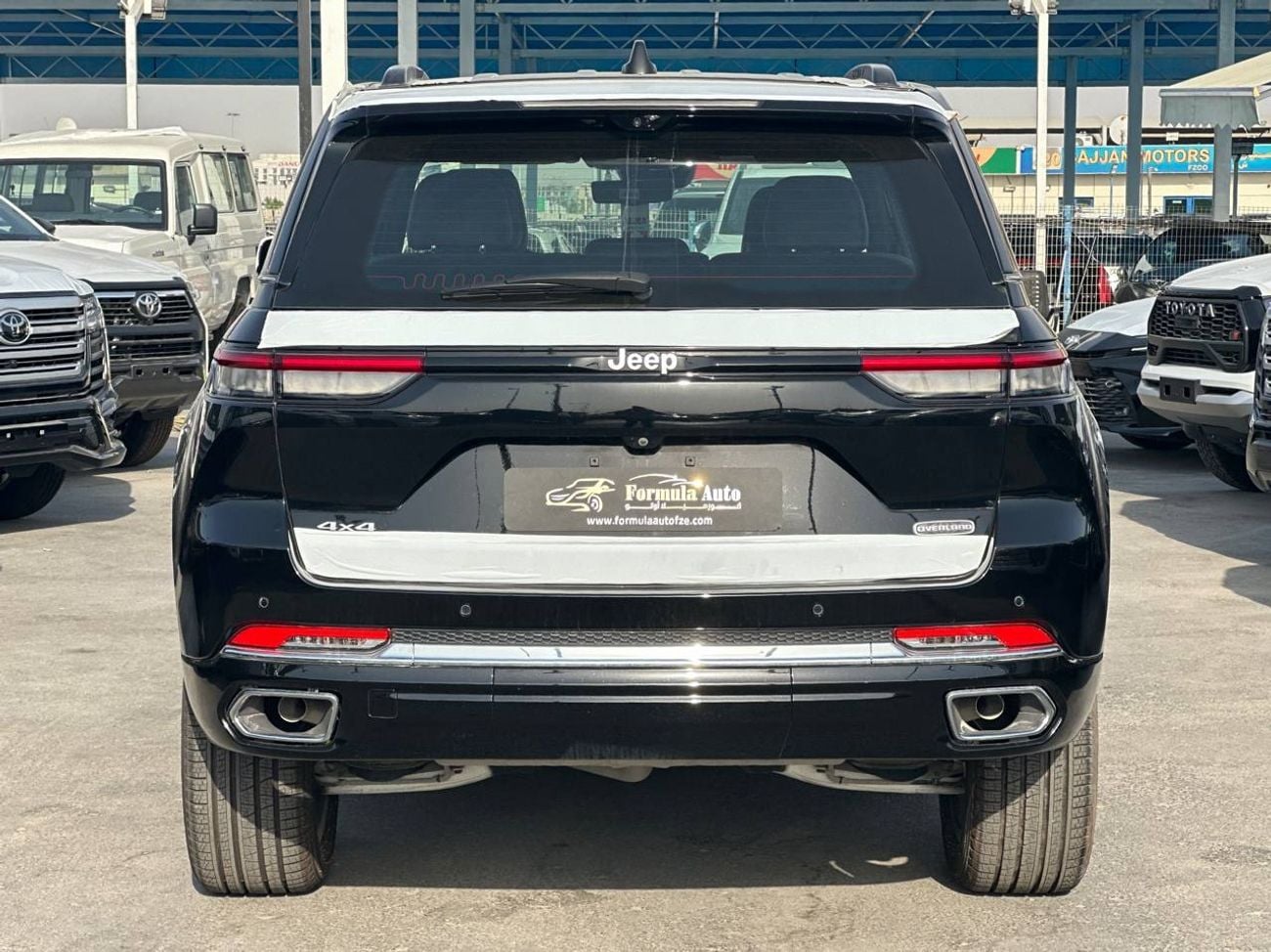 Jeep Grand Cherokee Overland 3.6L V6 PTR A/T // 2025 // Full Option with 360 Camera , Radar , Heating & Cooling & Massag