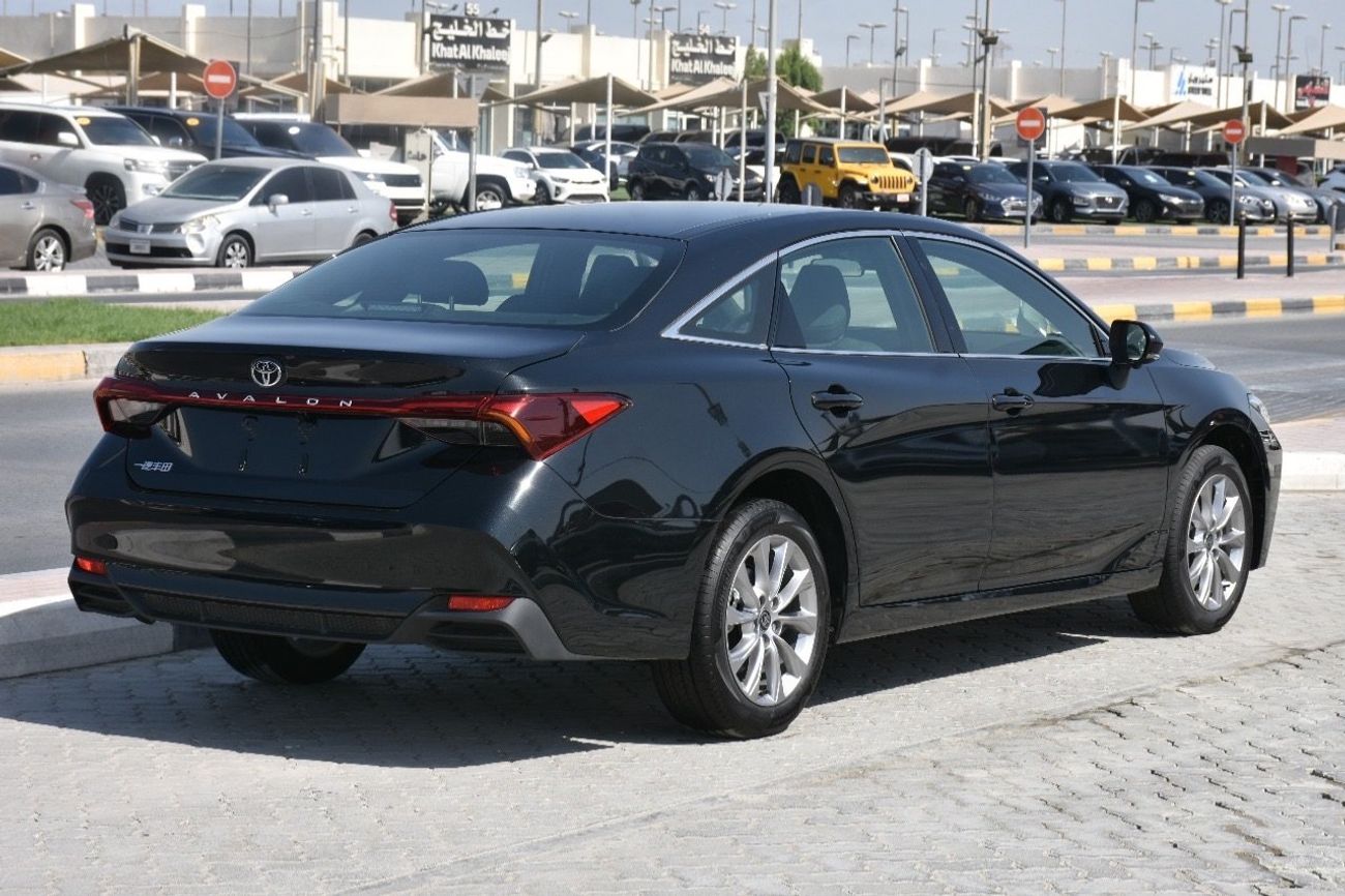 Toyota Avalon Zero KM