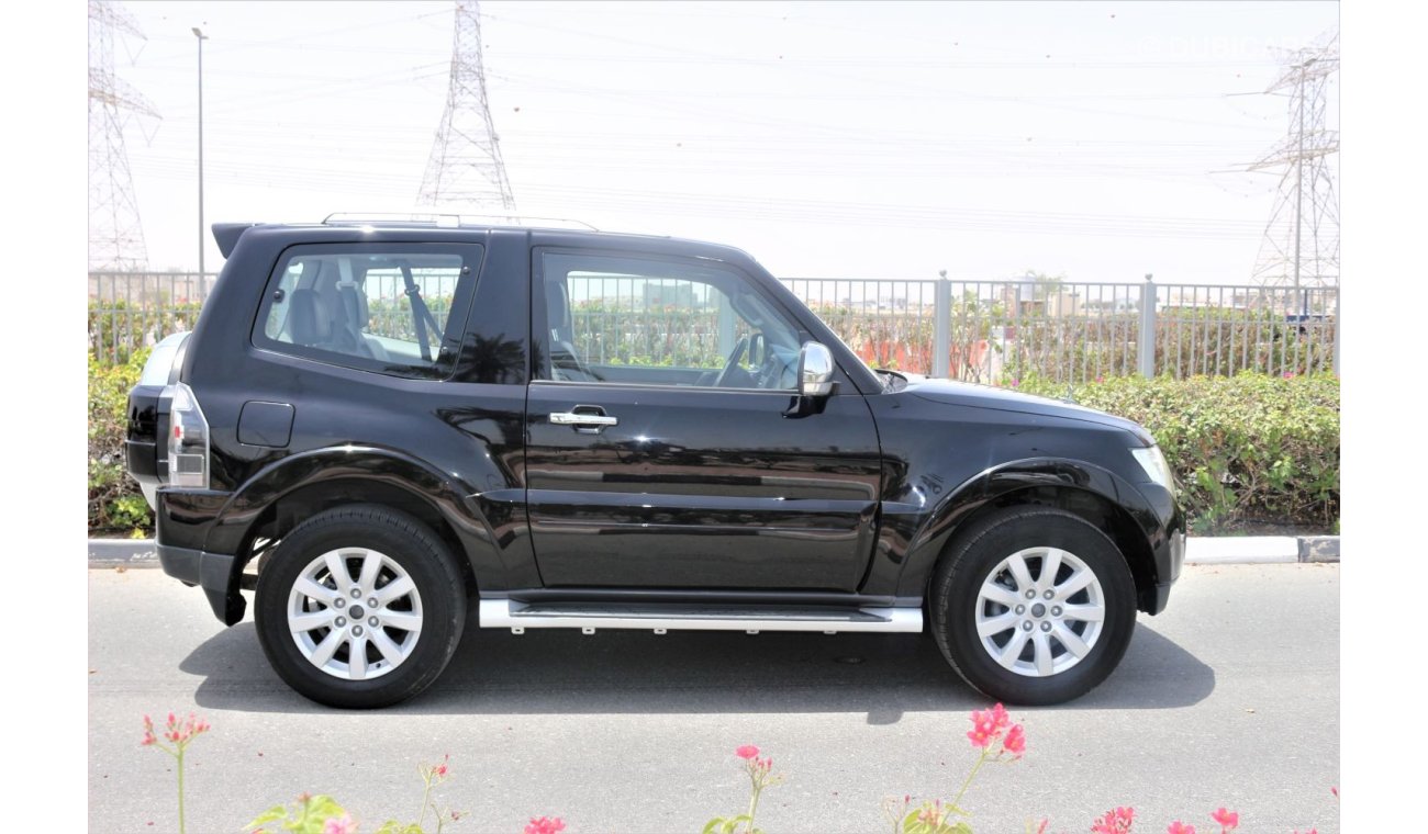 Mitsubishi Pajero MITSUBISHI PAJERO  2 DOOR 3.8 MODEL 2009  GULF SPACE