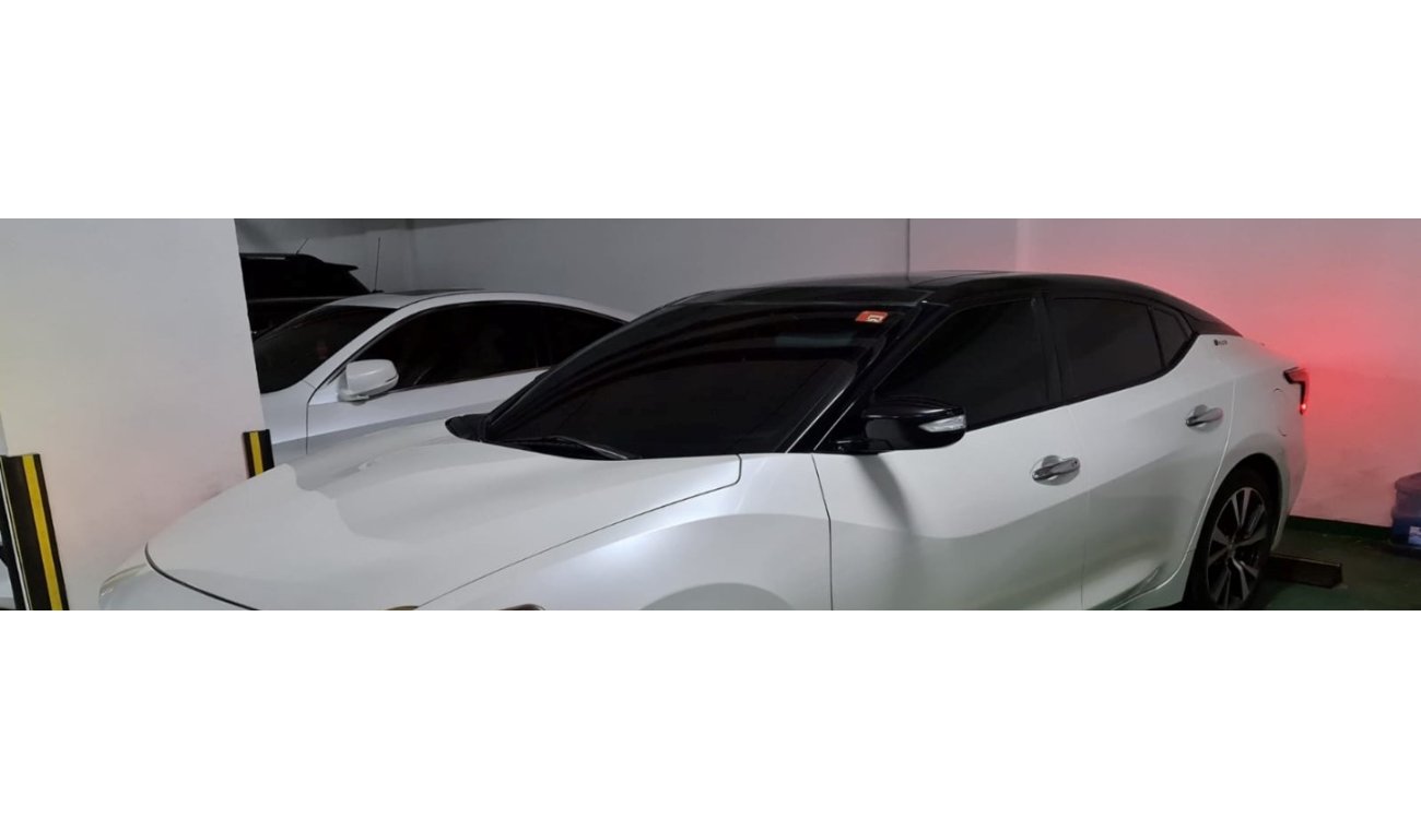 Nissan Maxima SV full option