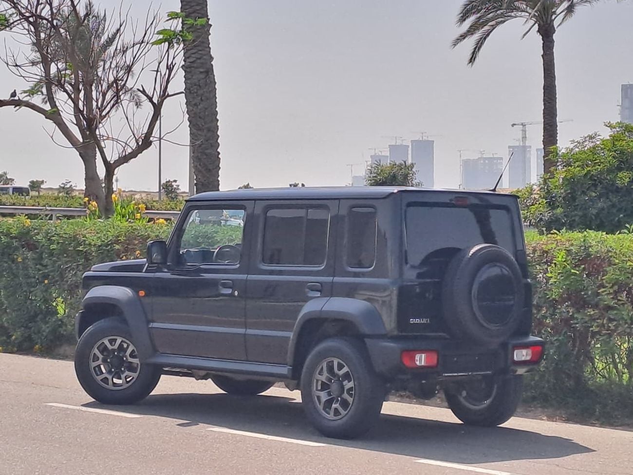 سوزوكي جيمني GLX 1.5L (5-Doors)