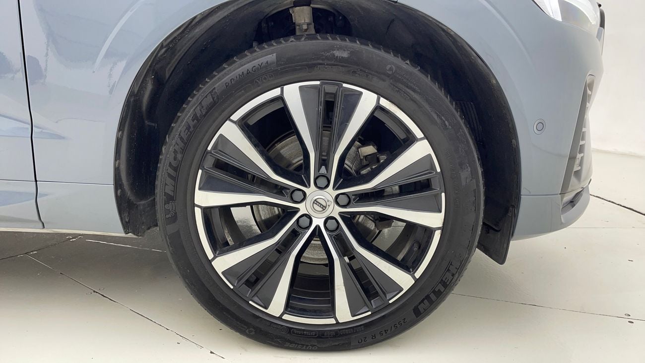 Volvo XC60 B5 ULTIMATE DARK AWD 2 | Zero Down Payment | Home Test Drive