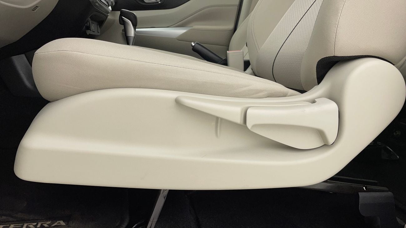 نيسان إكستيرا SE 2.5 | بدون دفعة مقدمة | اختبار قيادة مجاني للمنزل