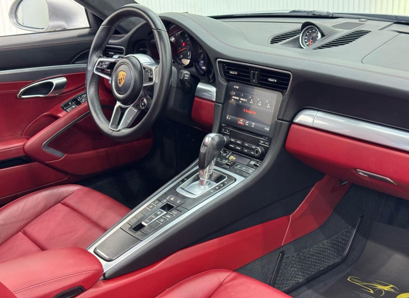 بورش 911 2018 Porsche 911 Carrera, Warranty, Full Agency Service History, Excellent Condition, GCC