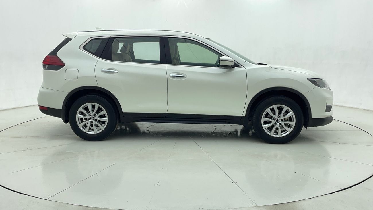 نيسان إكس تريل S 2.5 | بدون دفعة مقدمة | اختبار القيادة في المنزل