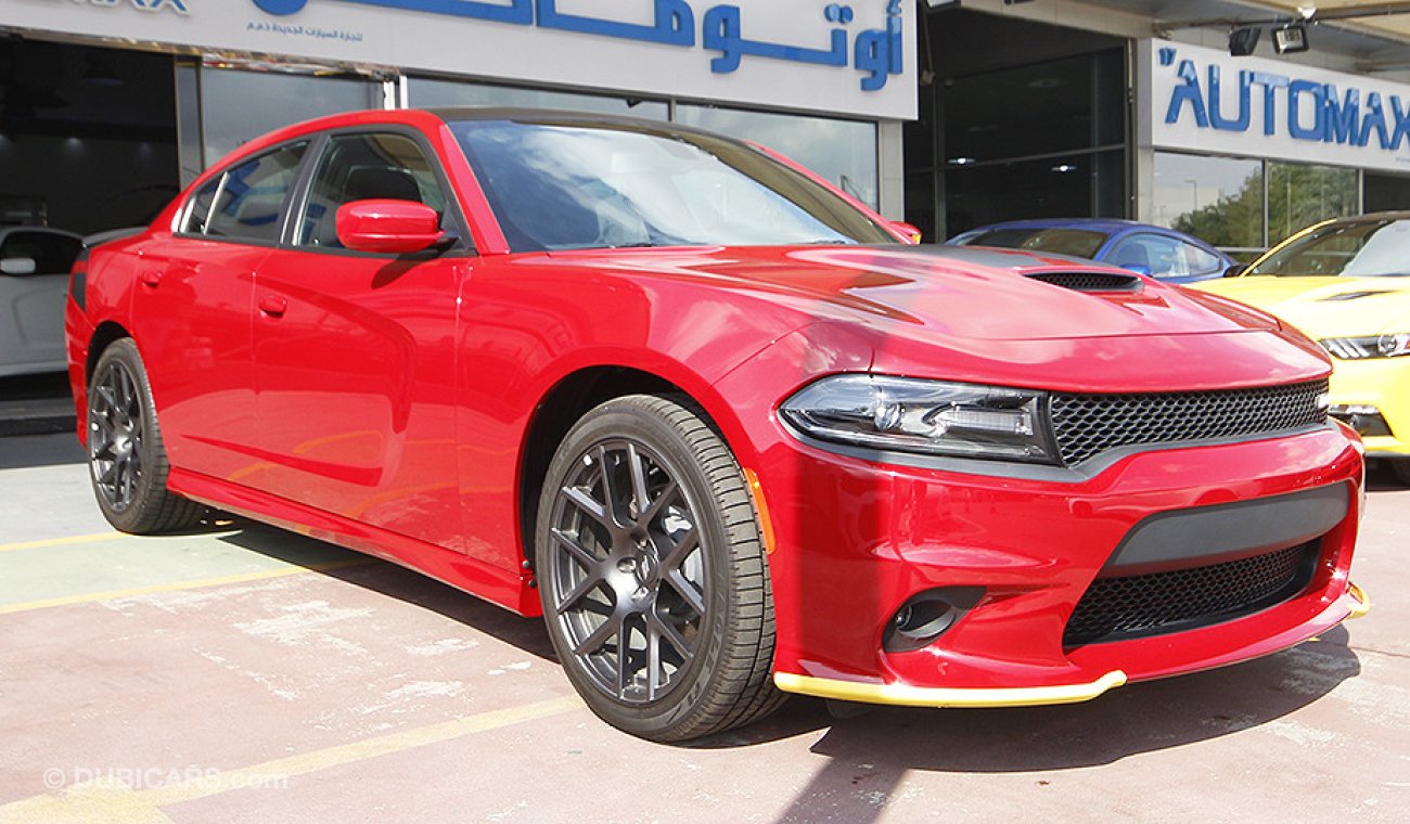 Dodge Charger Daytona R/T RWD V8 HEMI, GCC Specs with 3 Yrs or 100K km Warranty