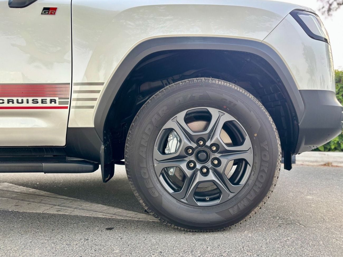 Toyota Land Cruiser GR SPORT
