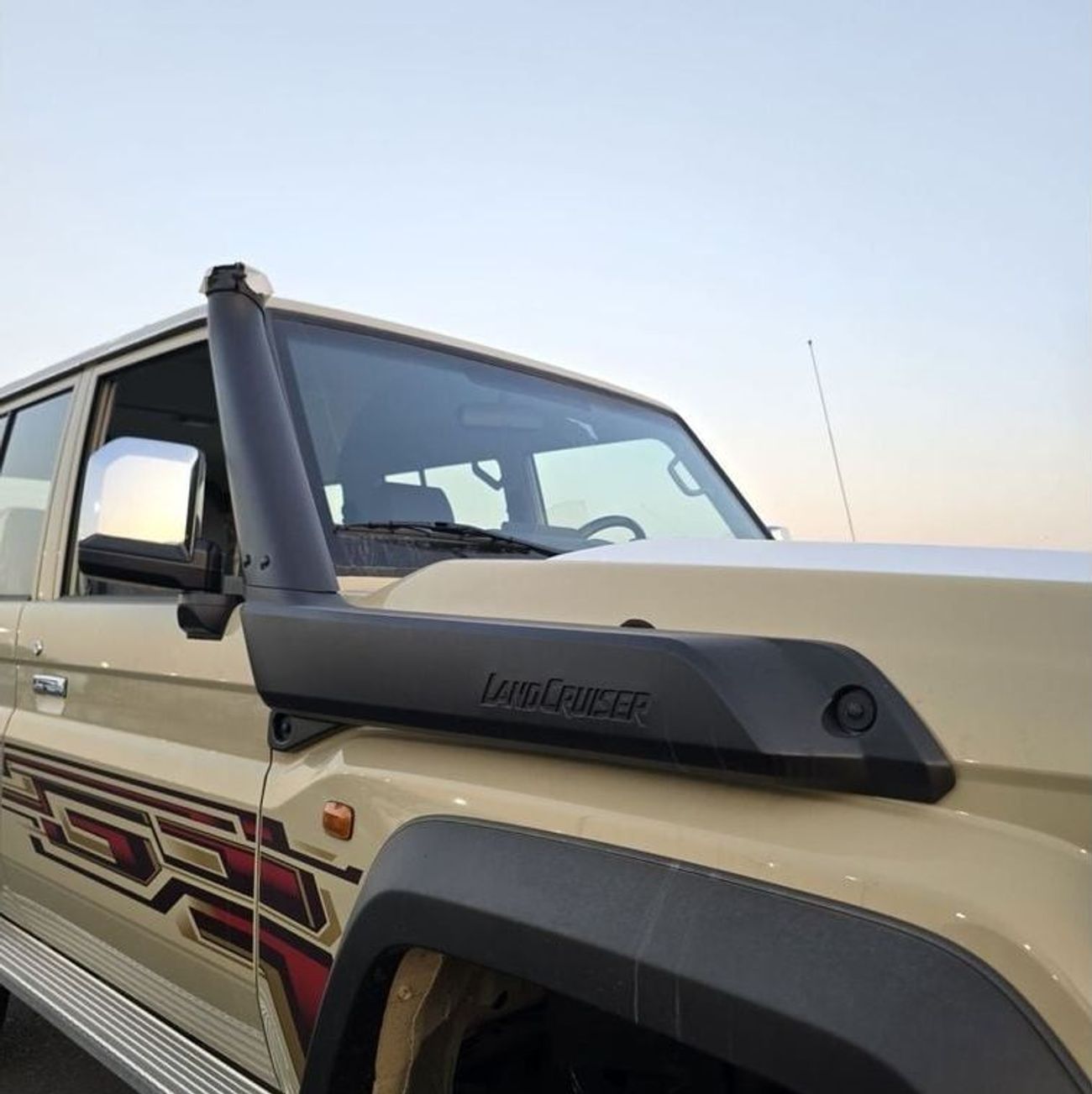 Toyota Land Cruiser 70 2025 Toyota LC76 4.0L Mid Option