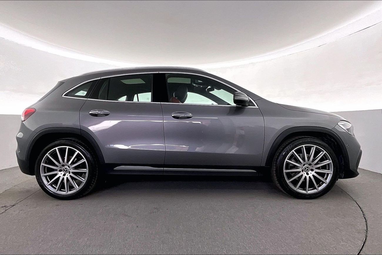 مرسيدس بنز GLA 200 Premium | National Day Celebration | شامل الضمان | 0 ﺪﻔﻋﺓ ﺃﻮﻟﻯ