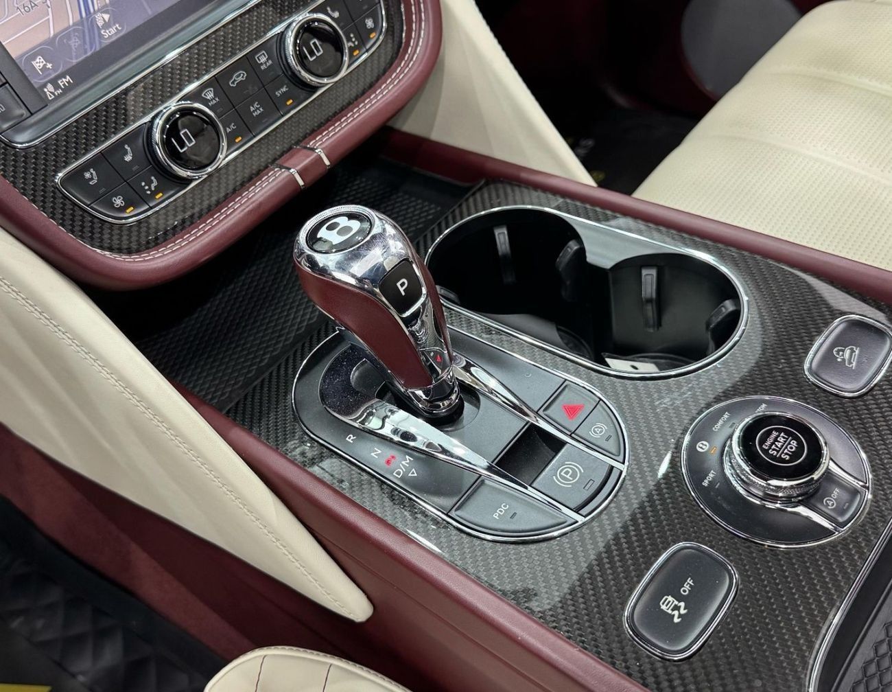 Bentley Bentayga Special Edition V8 2019 Bentley Bentayga Special Edition V8, Warranty, Full Bentley Service History,