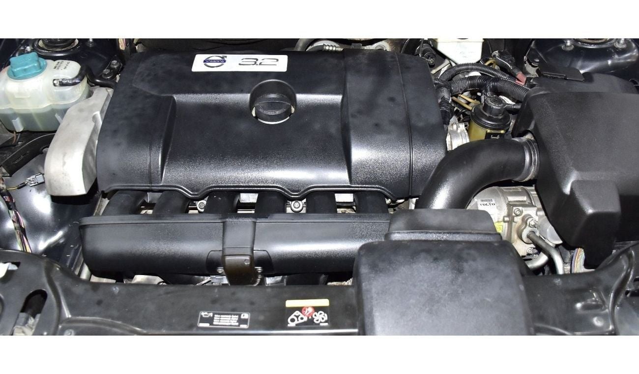 فولفو XC 90 EXCELLENT DEAL for our Volvo XC90 AWD 3.2 ( 2011 Model ) in Grey Color GCC Specs