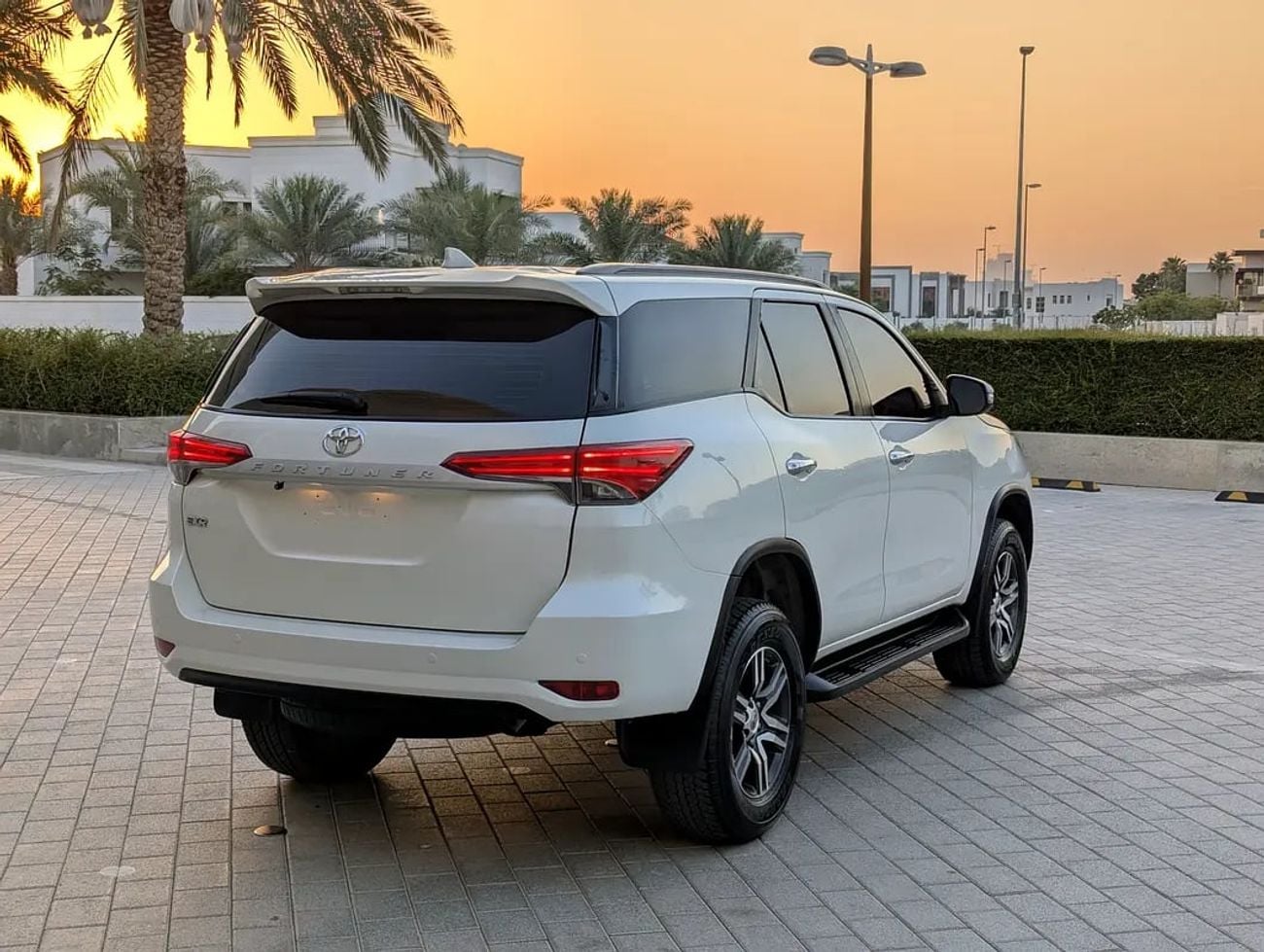تويوتا فورتونر Pristine EXR V4 2.7L | GCC Specs | Low Mileage