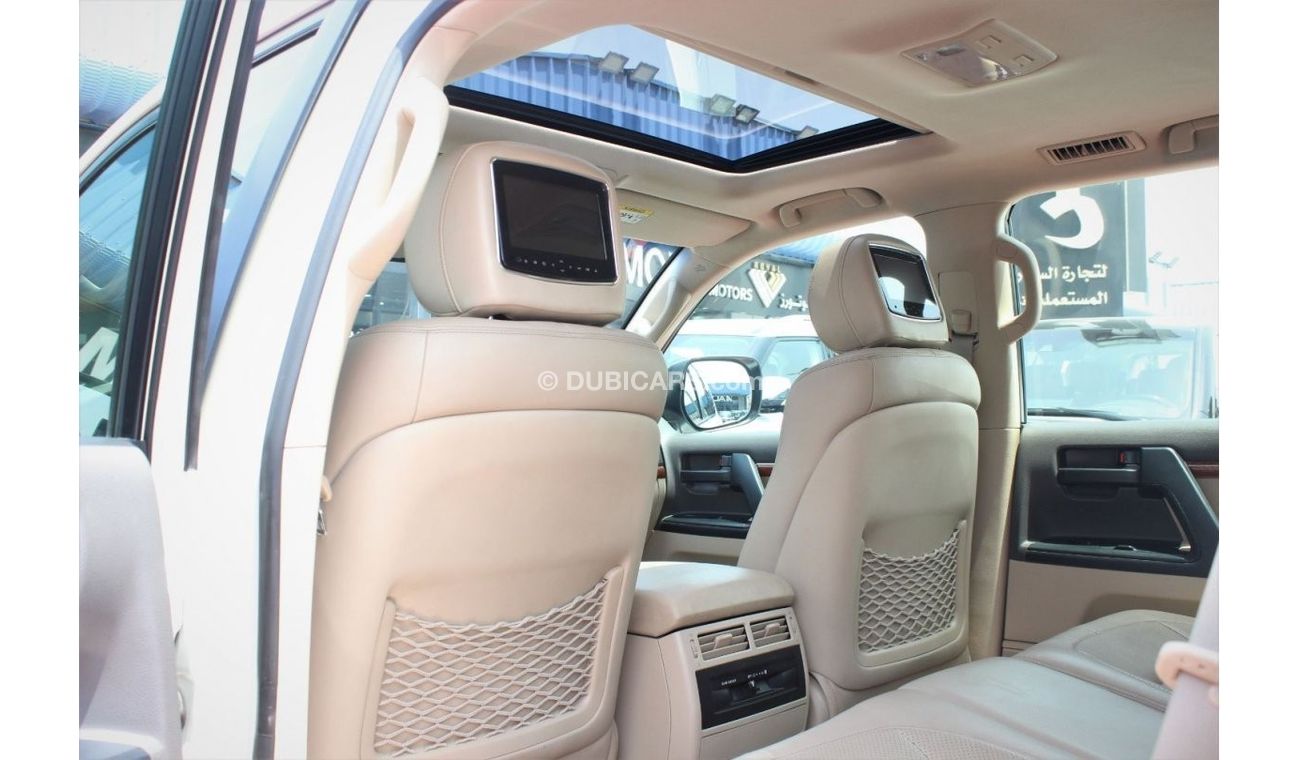 Toyota Land Cruiser GXR V8, GCC