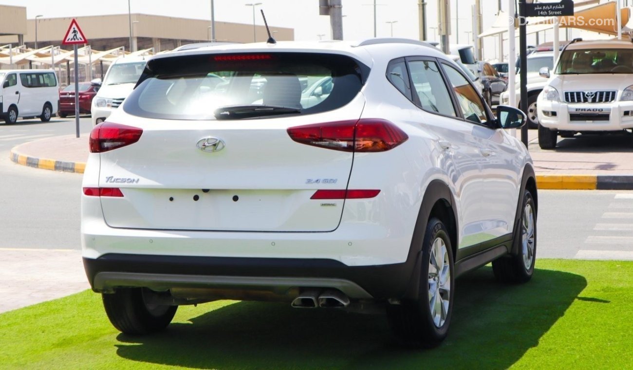 Hyundai Tucson 2400 cc