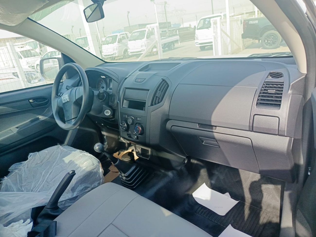 إيسوزو D ماكس ISUZU DMAX PICK UP , 2.5L DIESEL ENGINE , SINGLE CAB , MODEL 2026