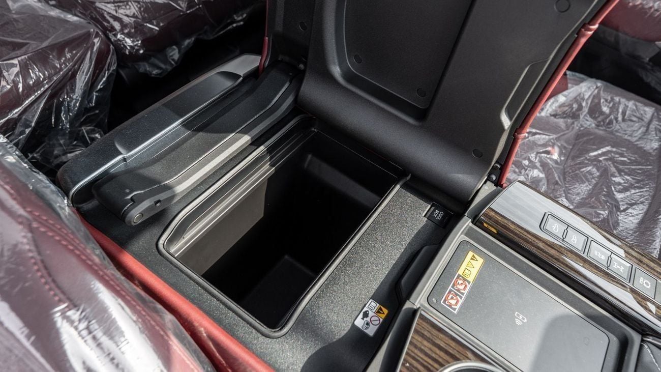 Lexus LX 600 2026 Lexus LX600 Signature 3.5L AT Petrol (Black-Red)