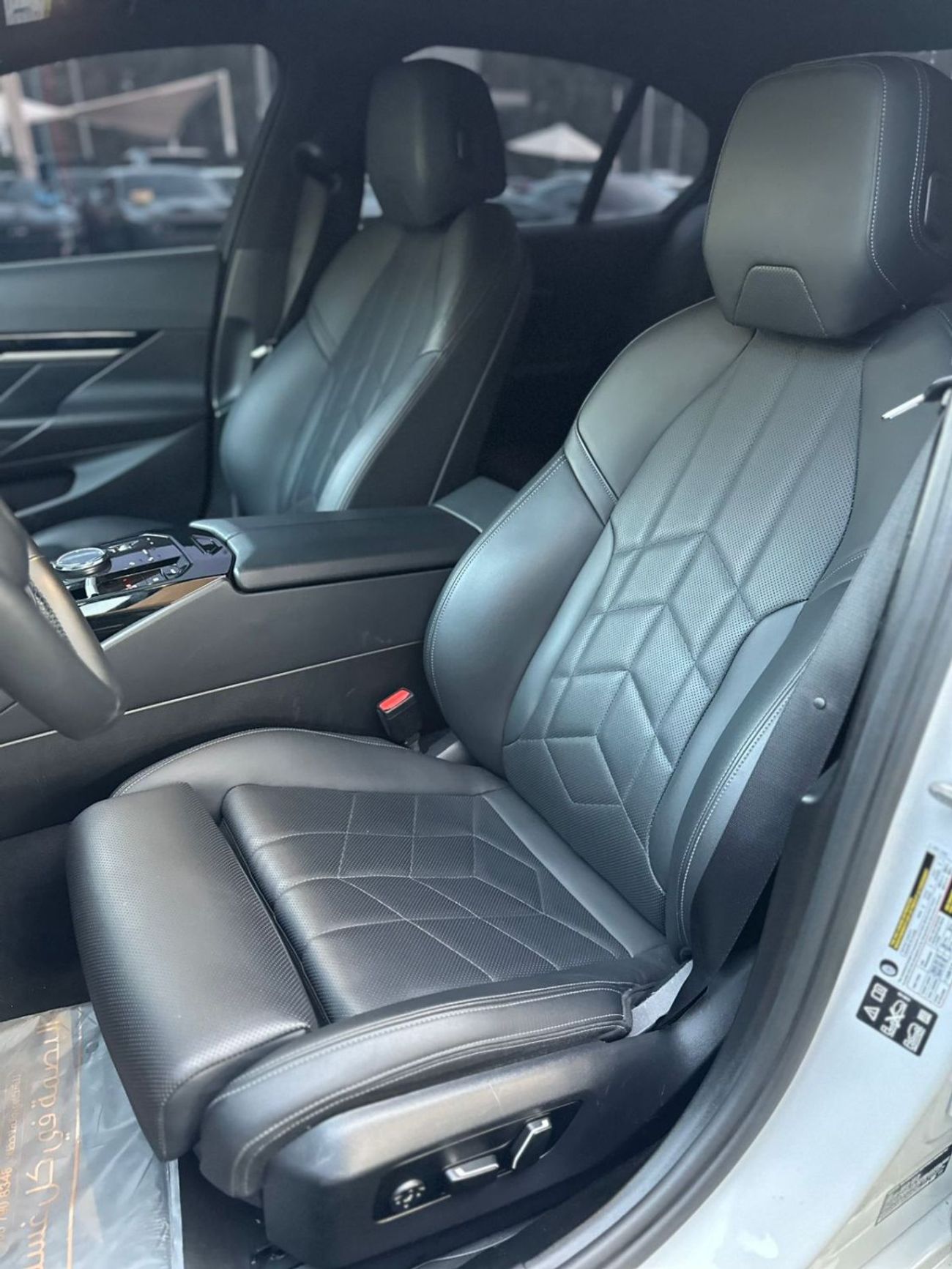 بي أم دبليو 530i بي ام دبليو 530i اكس درايف 2024 وارد أمريكا فل ابشن بحاله ممتازه