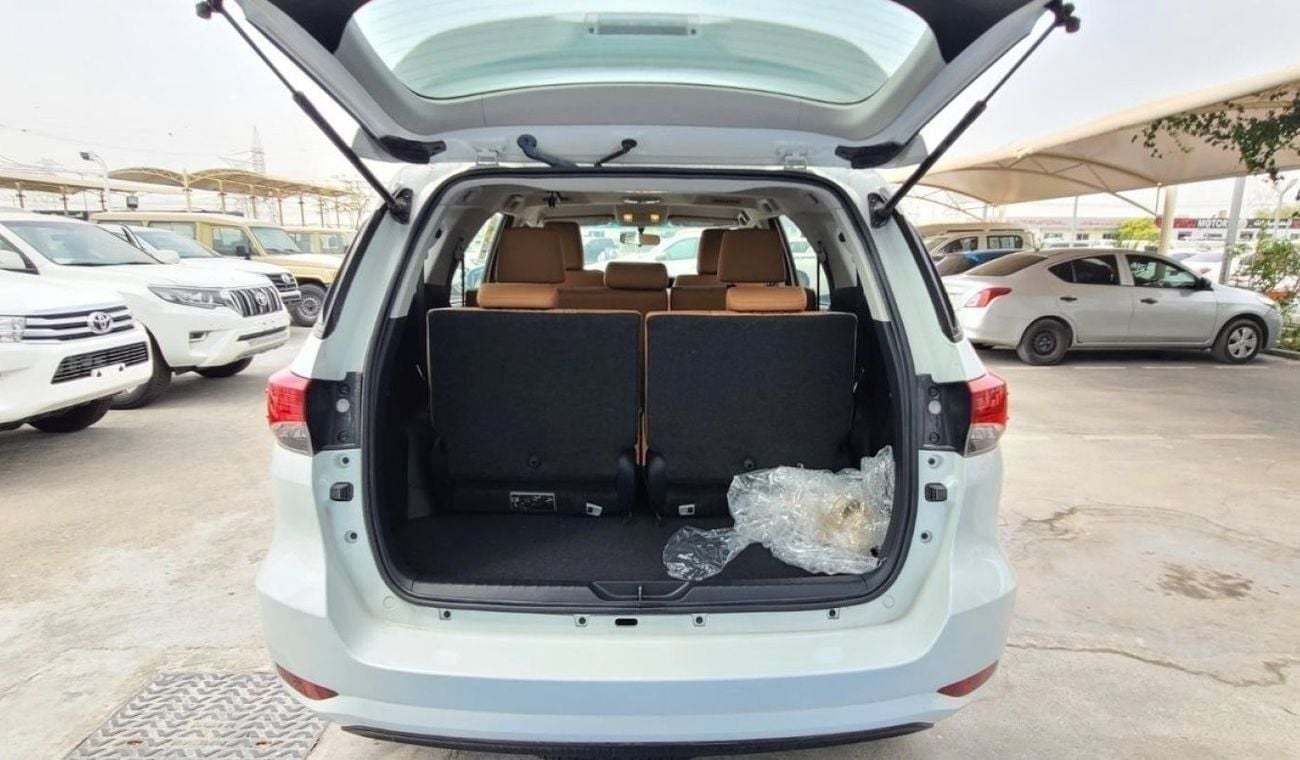 Toyota Fortuner TOYOTA FORTUNER 2.4L DSL AT 2026