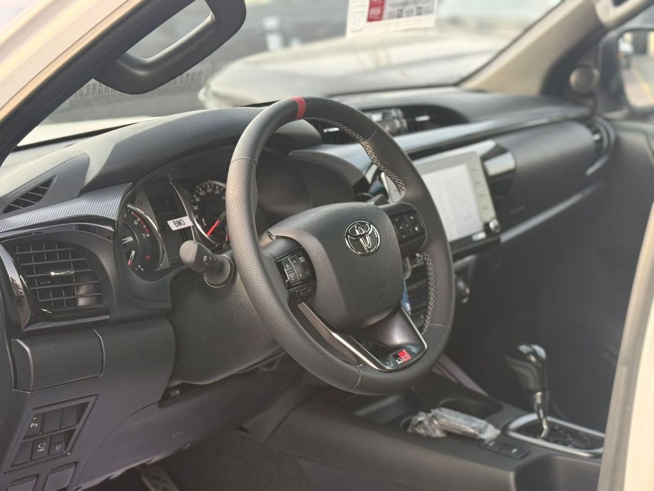 تويوتا هيلوكس Toyota hilux 4.0 GR 2025