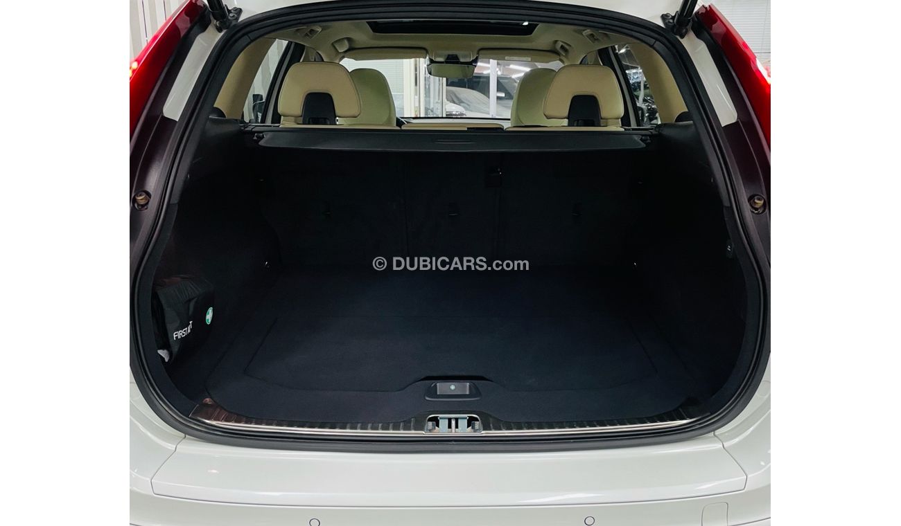 Volvo XC60 UNDER WARRANTY FROM AGENCY  FSH … ORIGINAL PAINT .. perfect Condition .. Low mileage