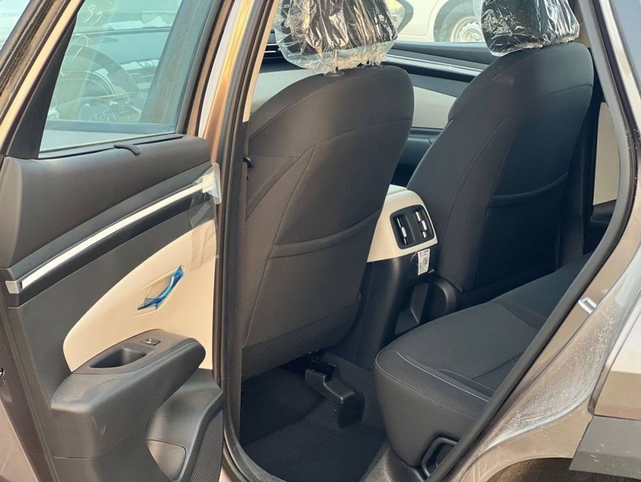 هيونداي توسون 1.6L PTR A/T // 2023 // WITH PUSH START , BACK CAMERA&DVD , PARKING SENSOR , PANORAMIC // SPECIAL OF