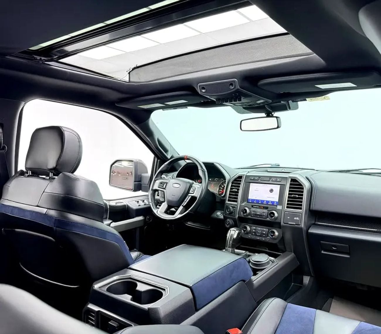 Ford F-150 F150 Raptor, Warranty, Full Service History, Carbon Fiber Interior, Fully Loaded, GCC