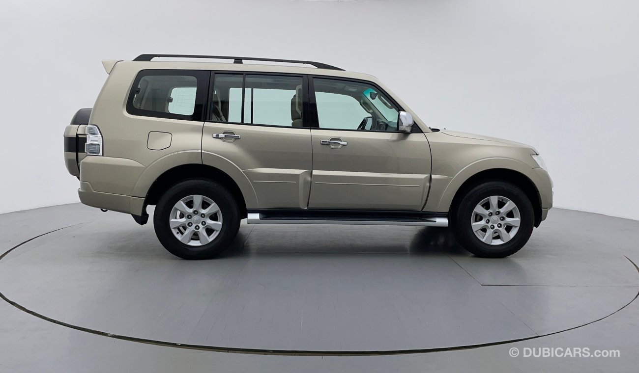 Mitsubishi Pajero GLS MIDLINE WITH SUNROOF 3.5 | Under Warranty | Inspected on 150+ parameters