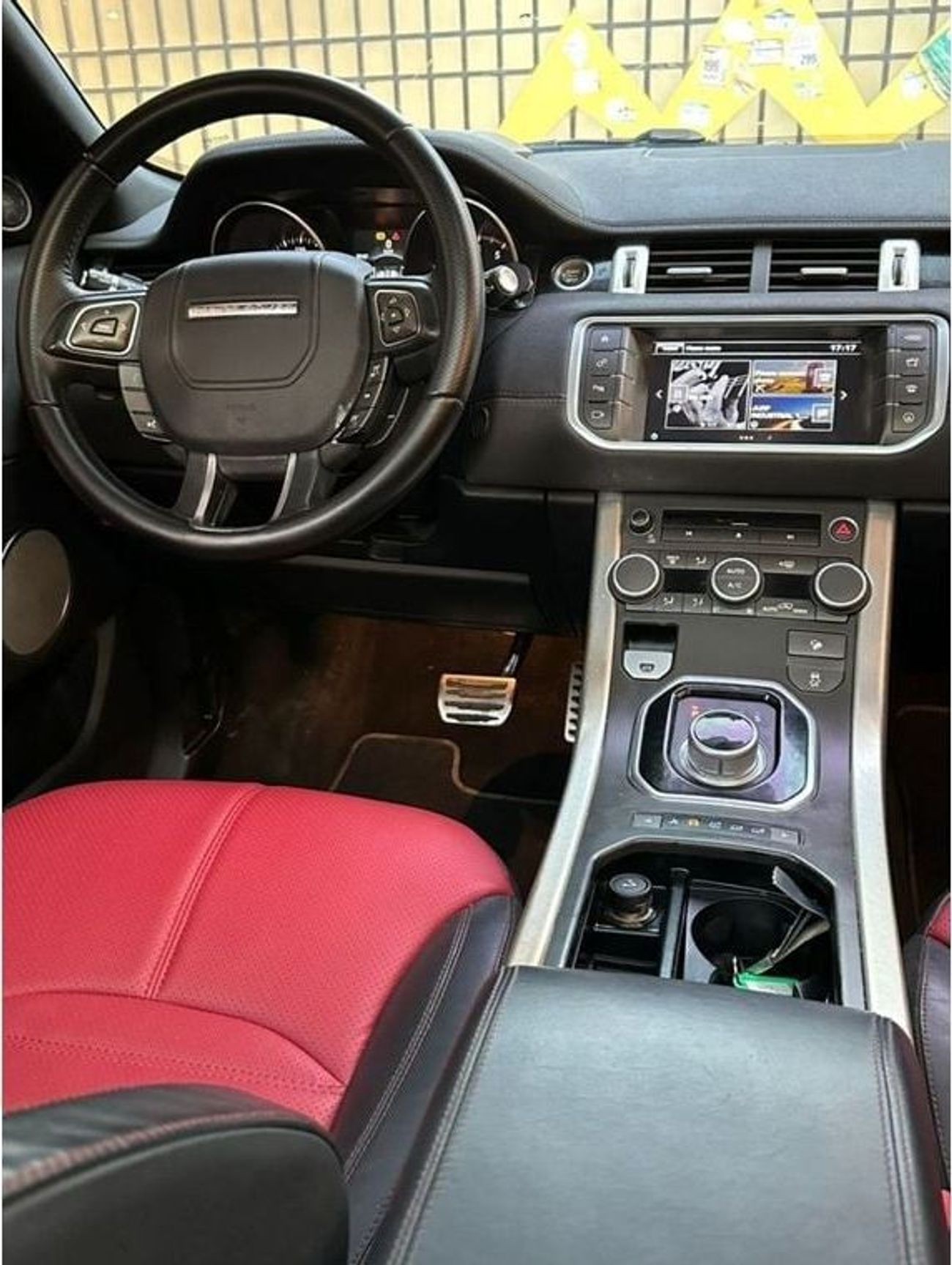 Land Rover Range Rover Evoque Dynamic Plus 2.0L (5 Door)