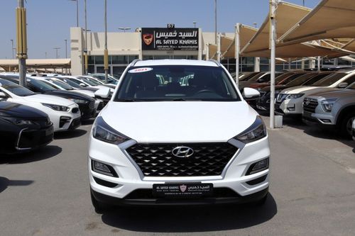 Hyundai Tucson GL ACCIDENTS FREE - GCC - PERFECT CONDITION INSIDE OUT - 2000 CC