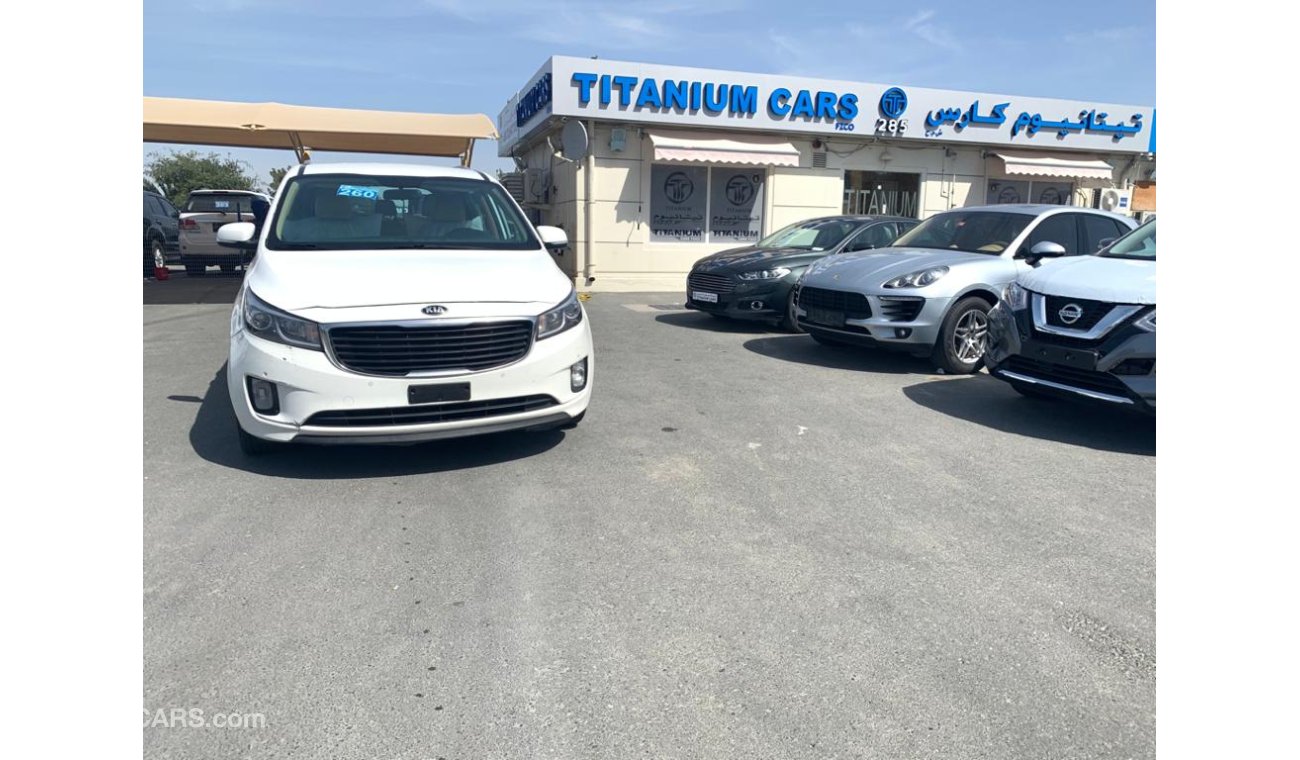 Kia Carnival 3.3  V6  2018  128400KM  73000AED WITH VAT AND CUSTOM