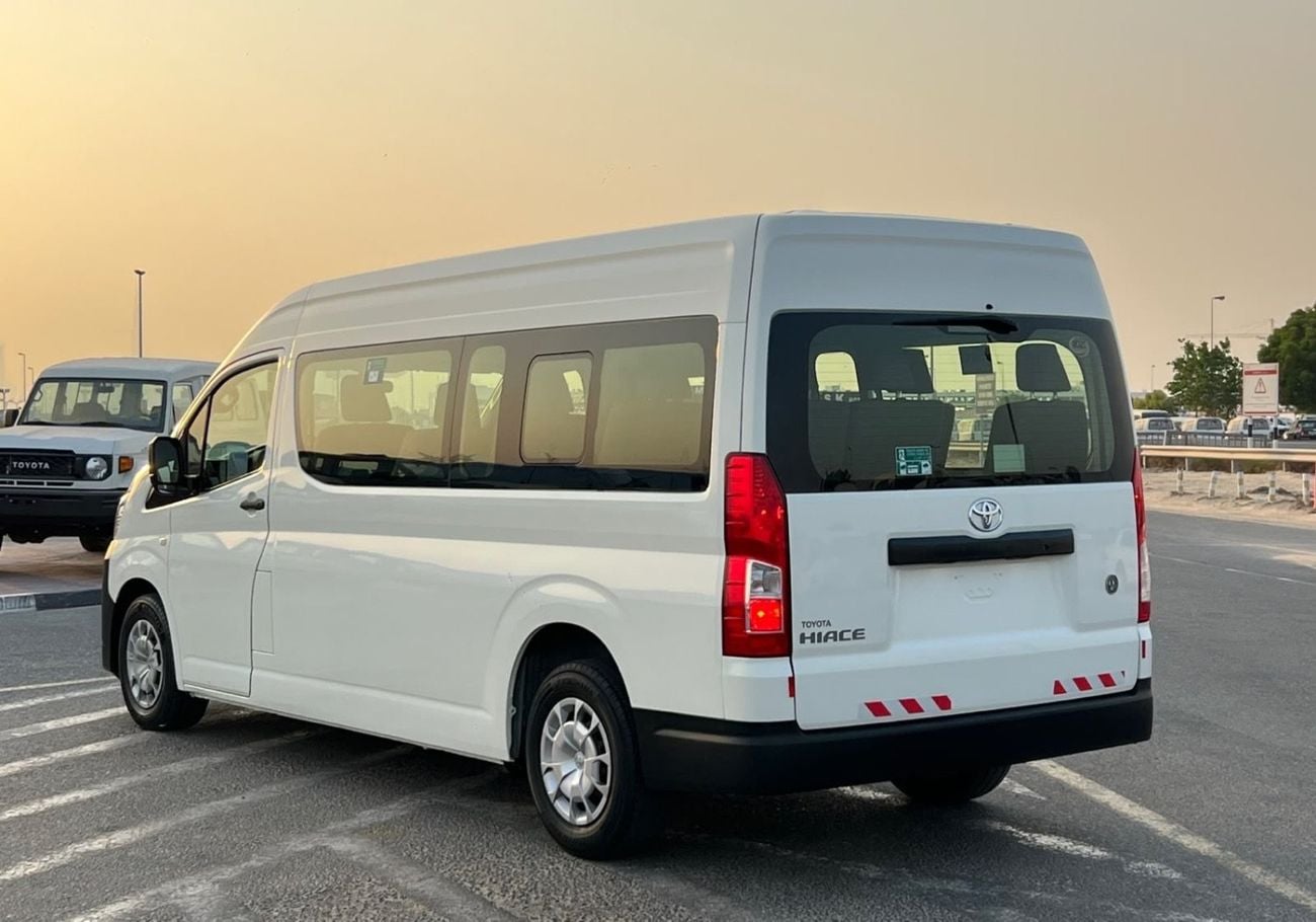 Toyota Hiace 2021 Toyota Hiace 3.5L V6 - Passenger - Manual - Patrol   13 Seater - No Accident -