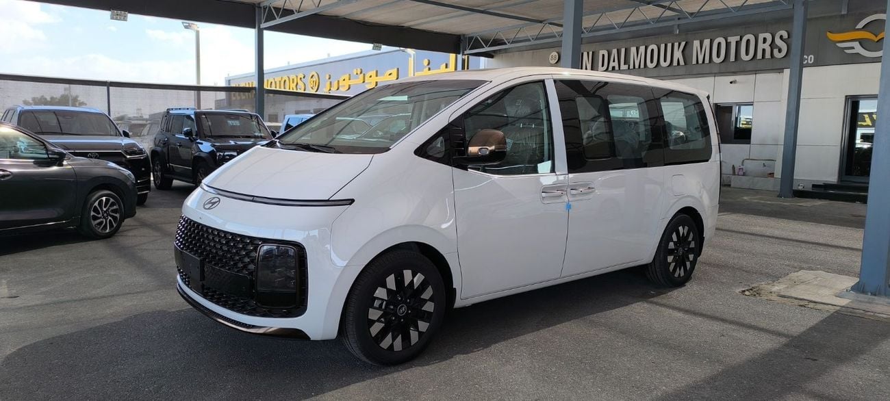 Hyundai Staria 3.5L Luxury (7 Seater)
