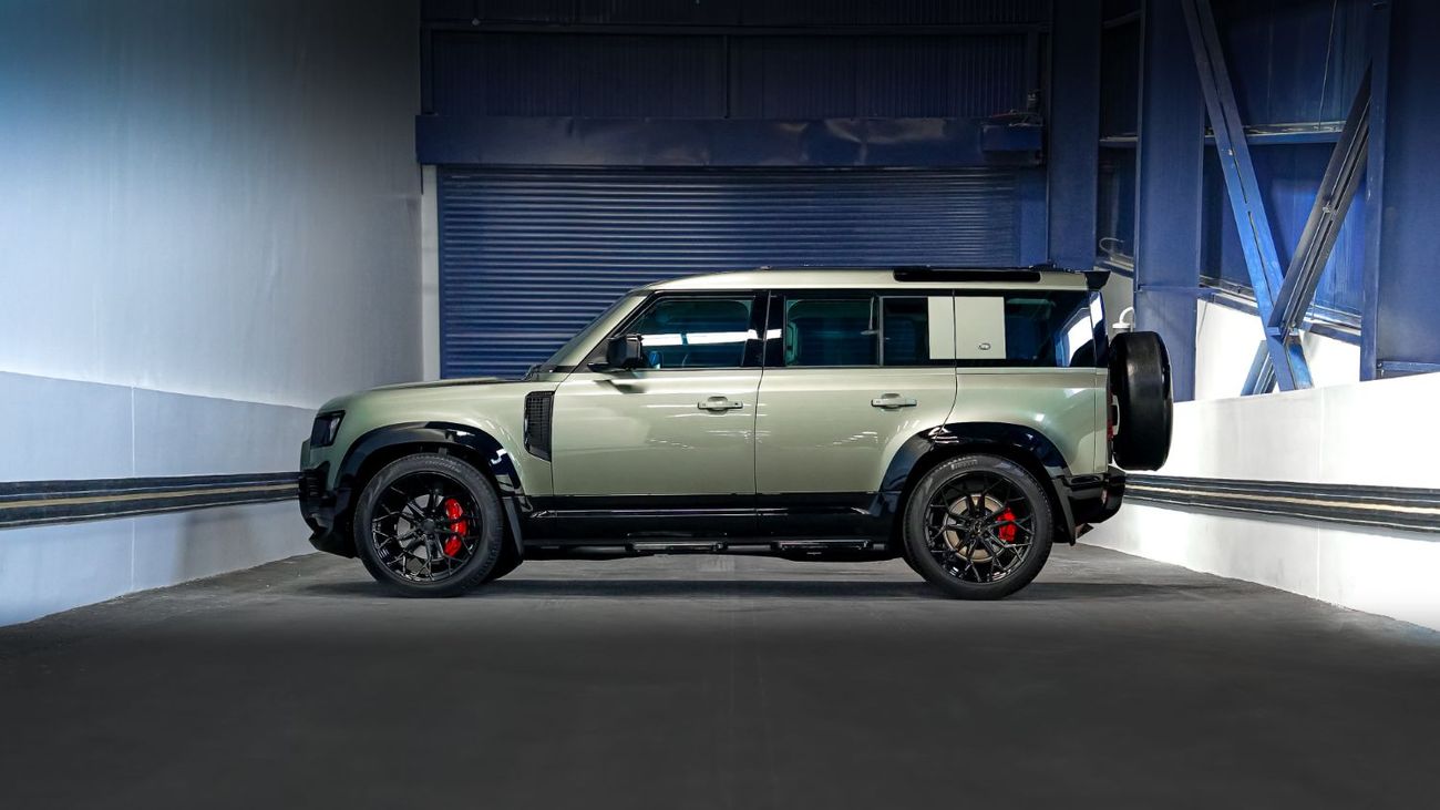 لاند روفر ديفندر P400 110 X-Dynamic HSE 3.0L (5 Seater) UAE's Very Best Example | 2 Years Free Servicing | AED 3,921