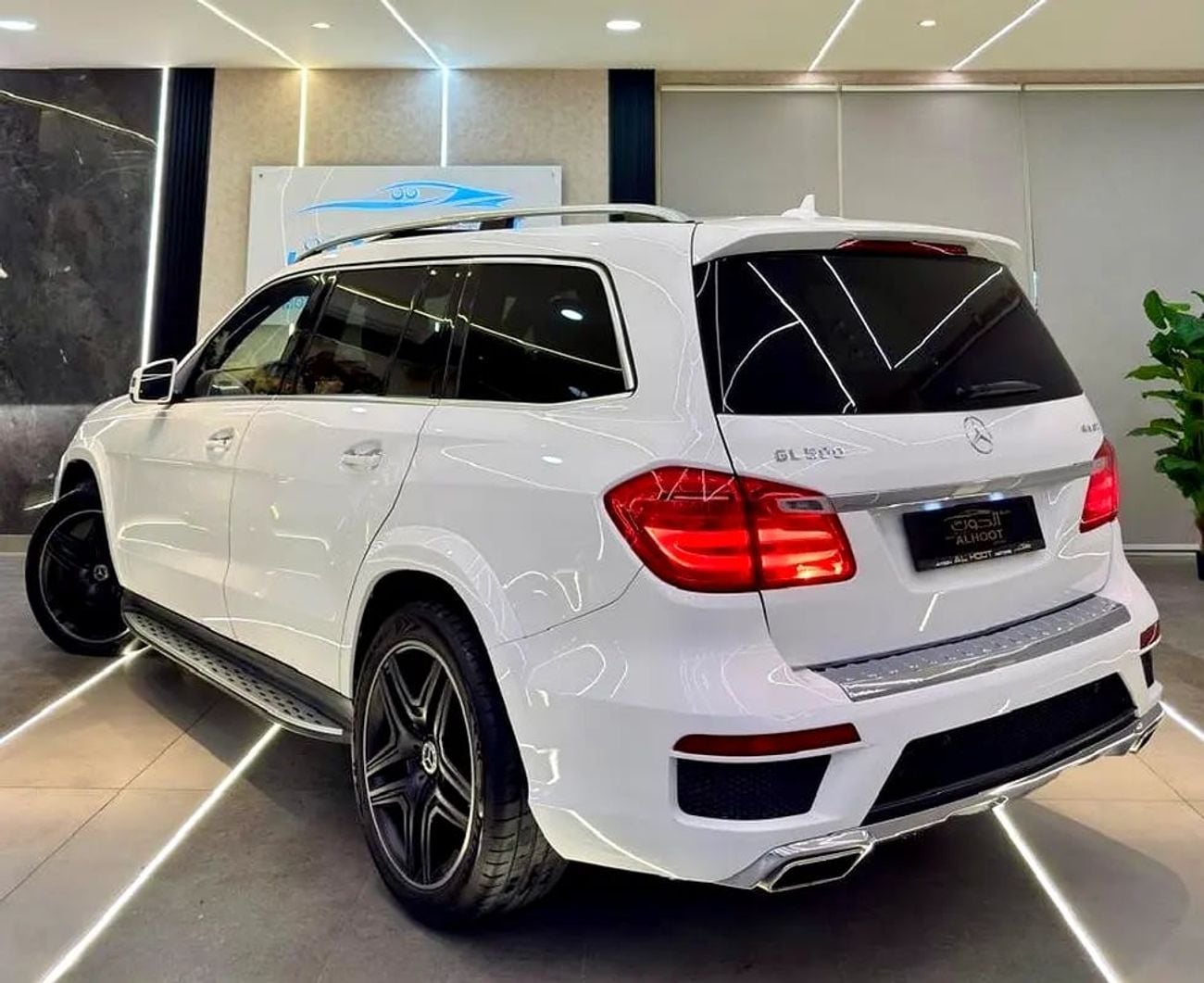 Mercedes Benz GL500 AMG VIP GL 500 4matic || TOP OPTIONS || FREE ACCIDENT || GCC || LOW MILEAGE