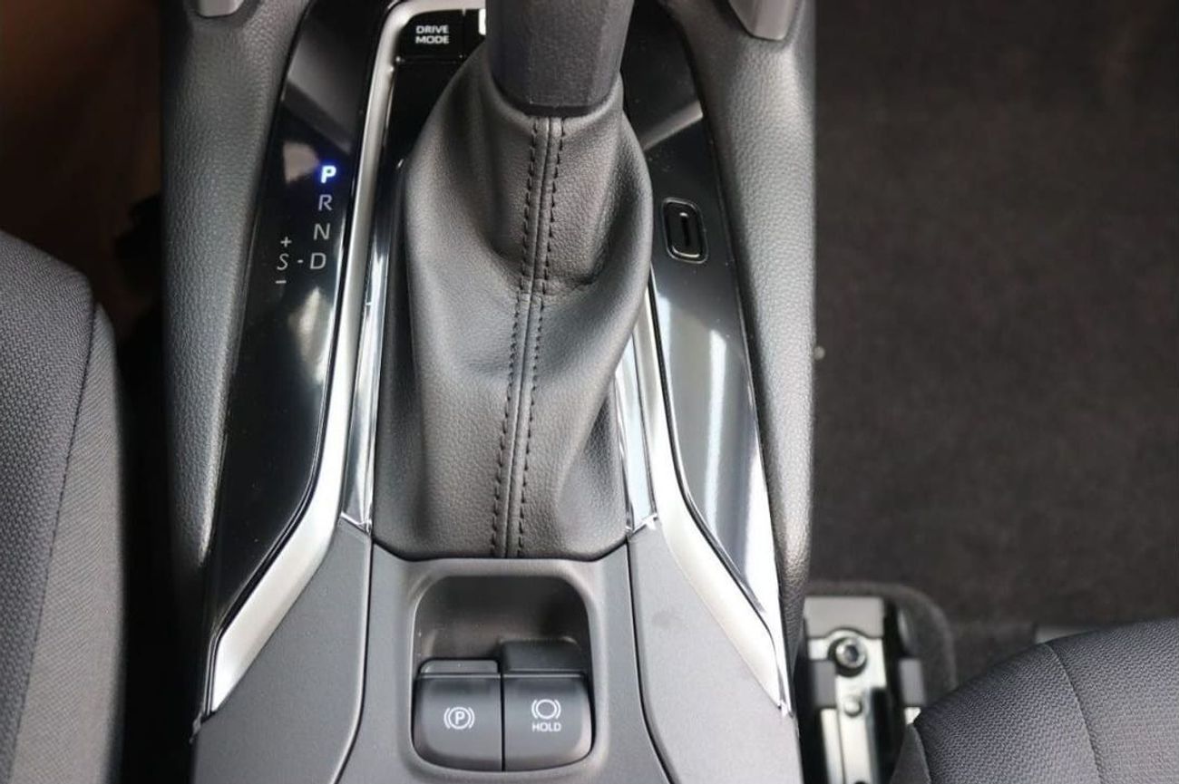 Toyota Corolla Cross 2.0L HYBRID, PUSH START, ALLOY WHEELS, SUNROOF MODEL 2025