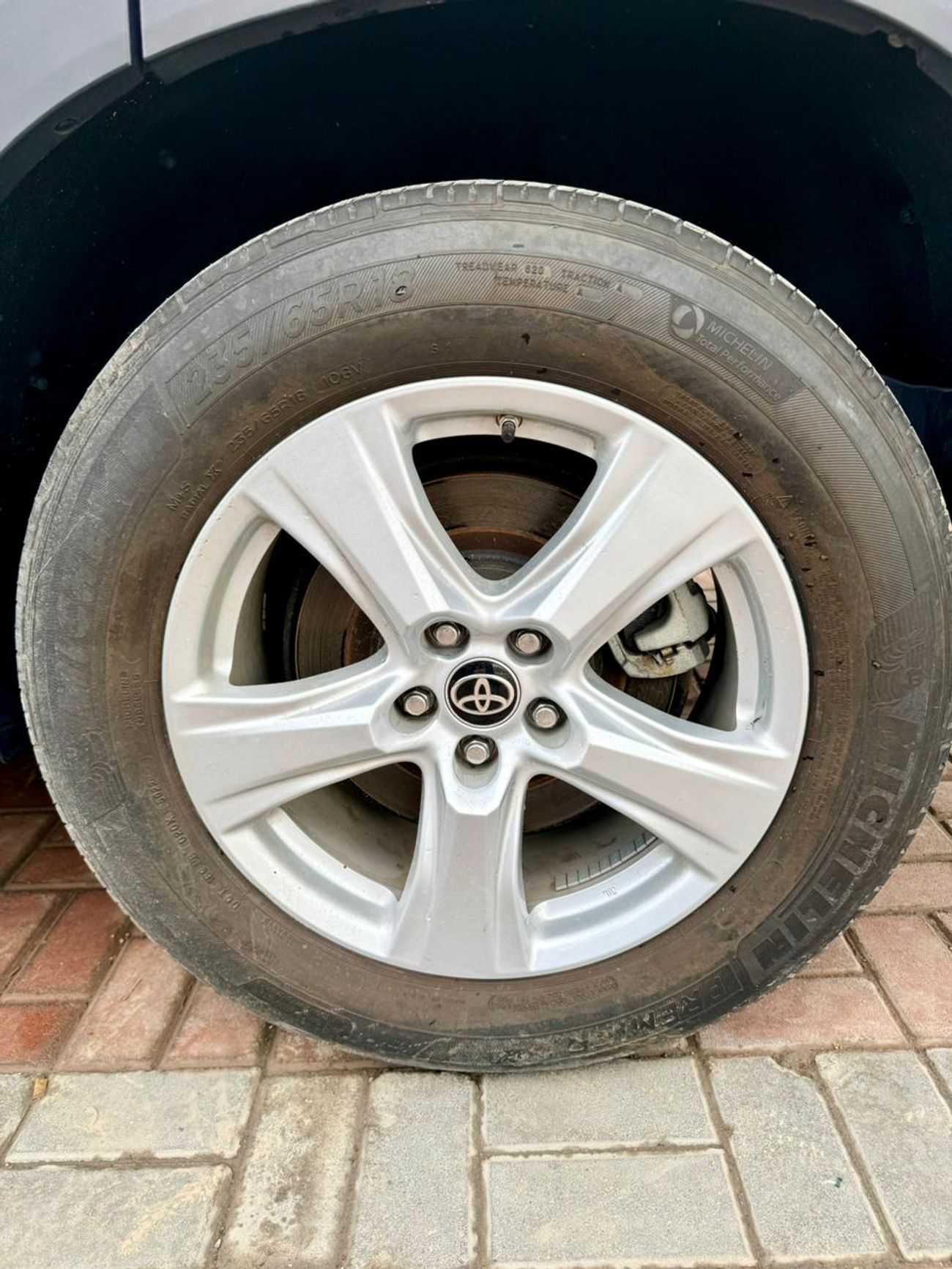 تويوتا هايلاندر 2023 Toyota Highlander AWD 4x4 2.5 Turbo Charge 4 cylender