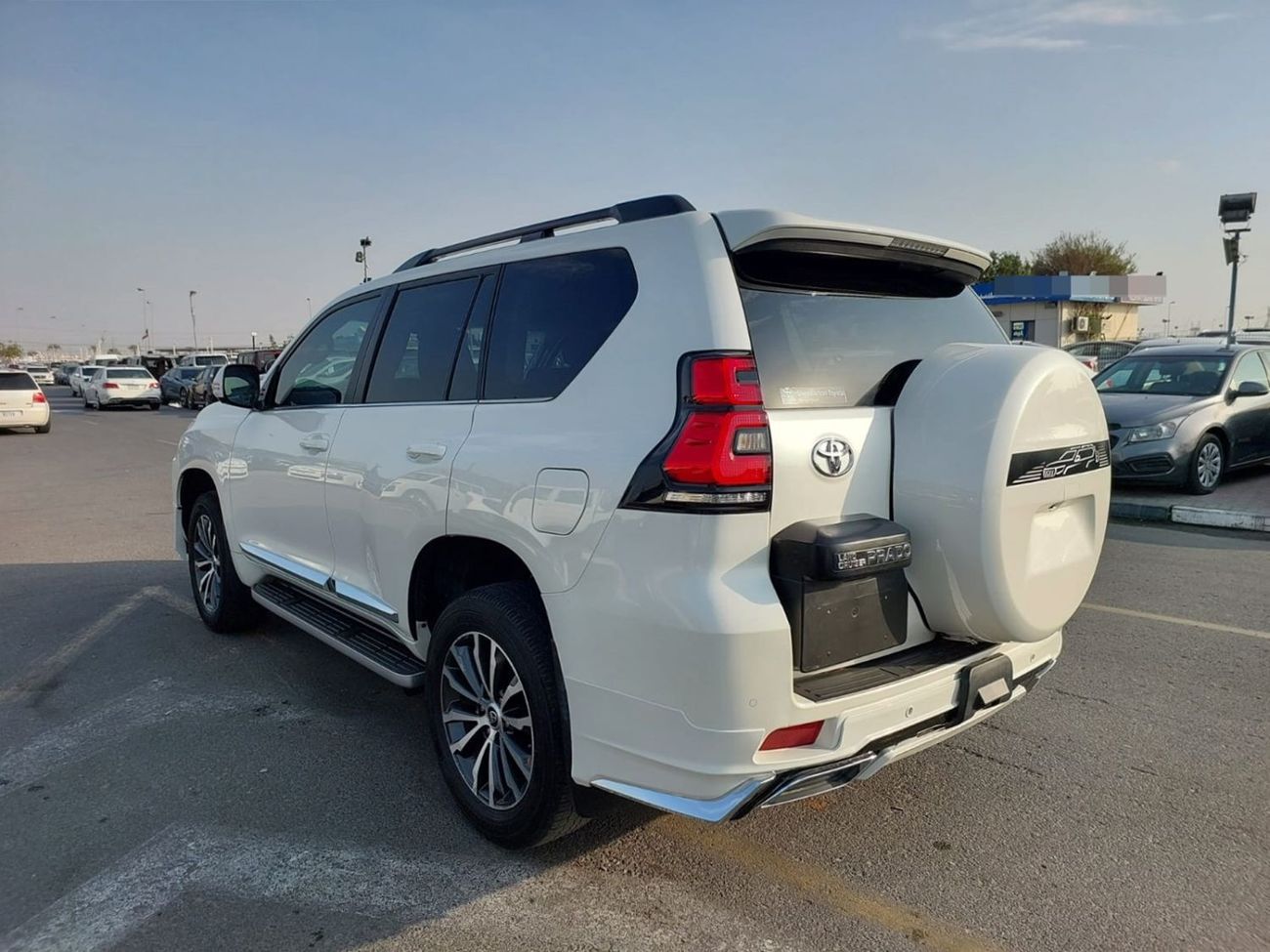 Toyota Prado TOYOTA LAND CRUISER PRADO (KAKADU) RIGHT HAND DRIVE(PM21972)