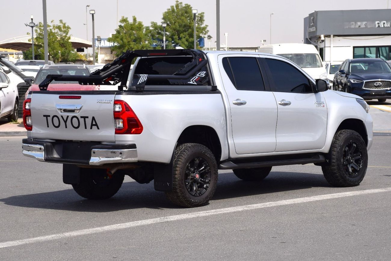Toyota Hilux 4X4 DIESEL 2.8L Right Hand (Export Only)
