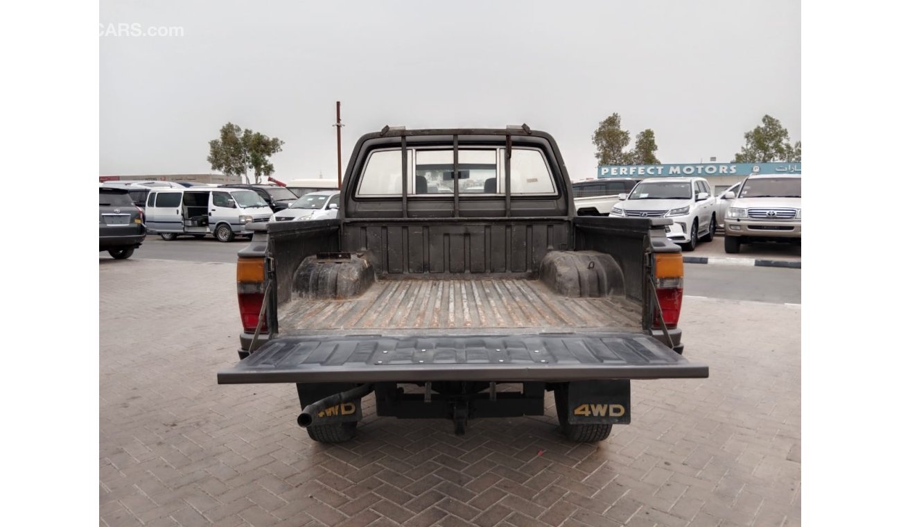 Toyota Hilux TOYOTA HILUX PICK UP RIGHT HAND DRIVE (PM1554)