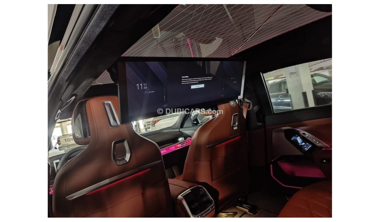 BMW 735 i M Sport 5 years Warranty & Service 2023 GCC