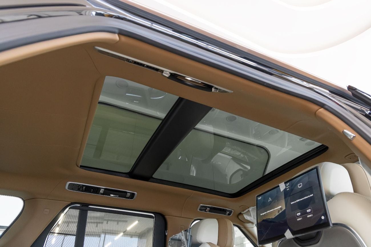 Land Rover Range Rover SV LWB P615 Range Rover | Vogue | SV | GCC | 4.4L Twin-Turbo V8 | SWB | AWD | VIP Rear Seats | 2026