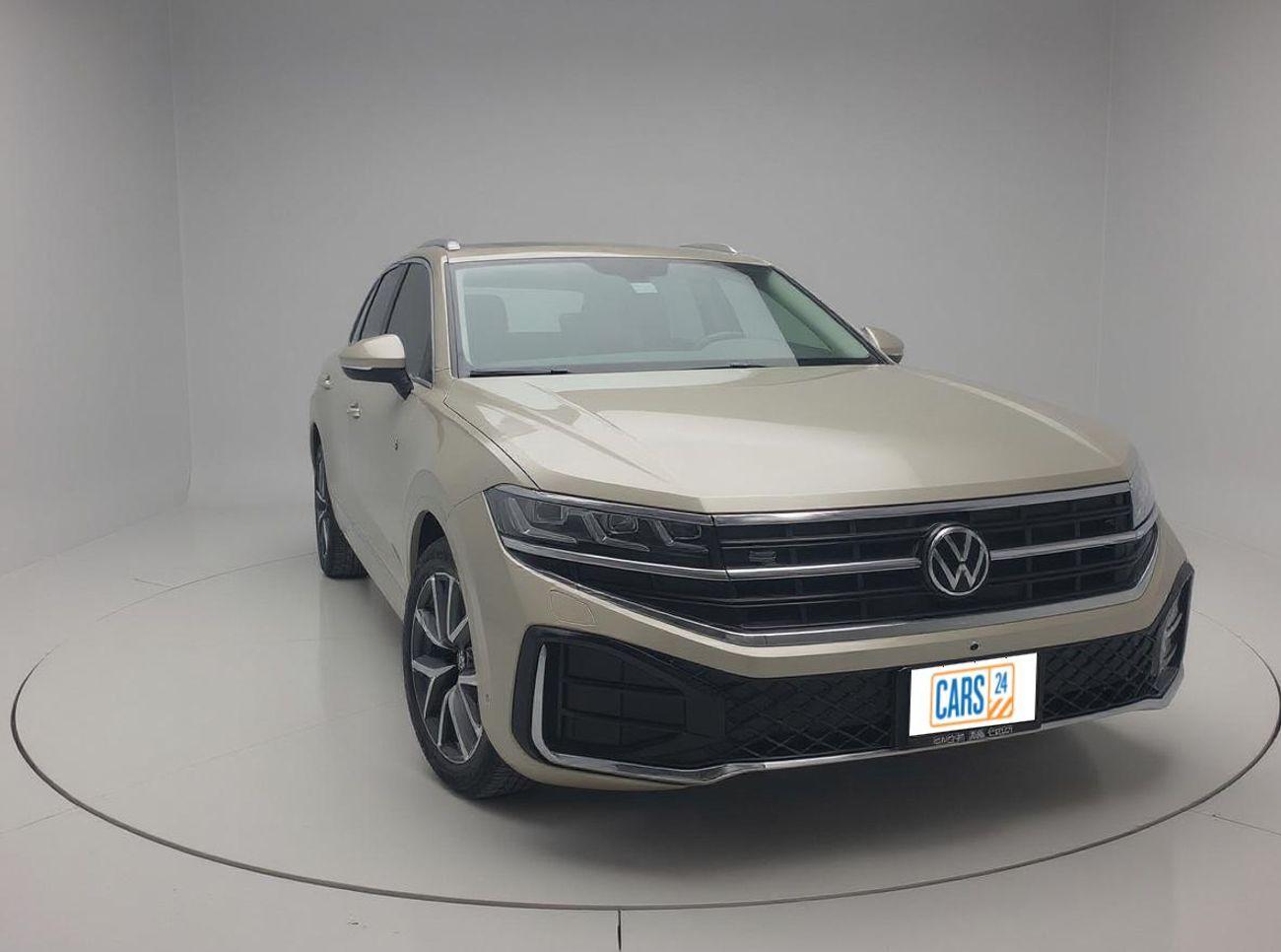 Volkswagen Touareg R LINE 3 | Zero Down Payment | Home Test Drive