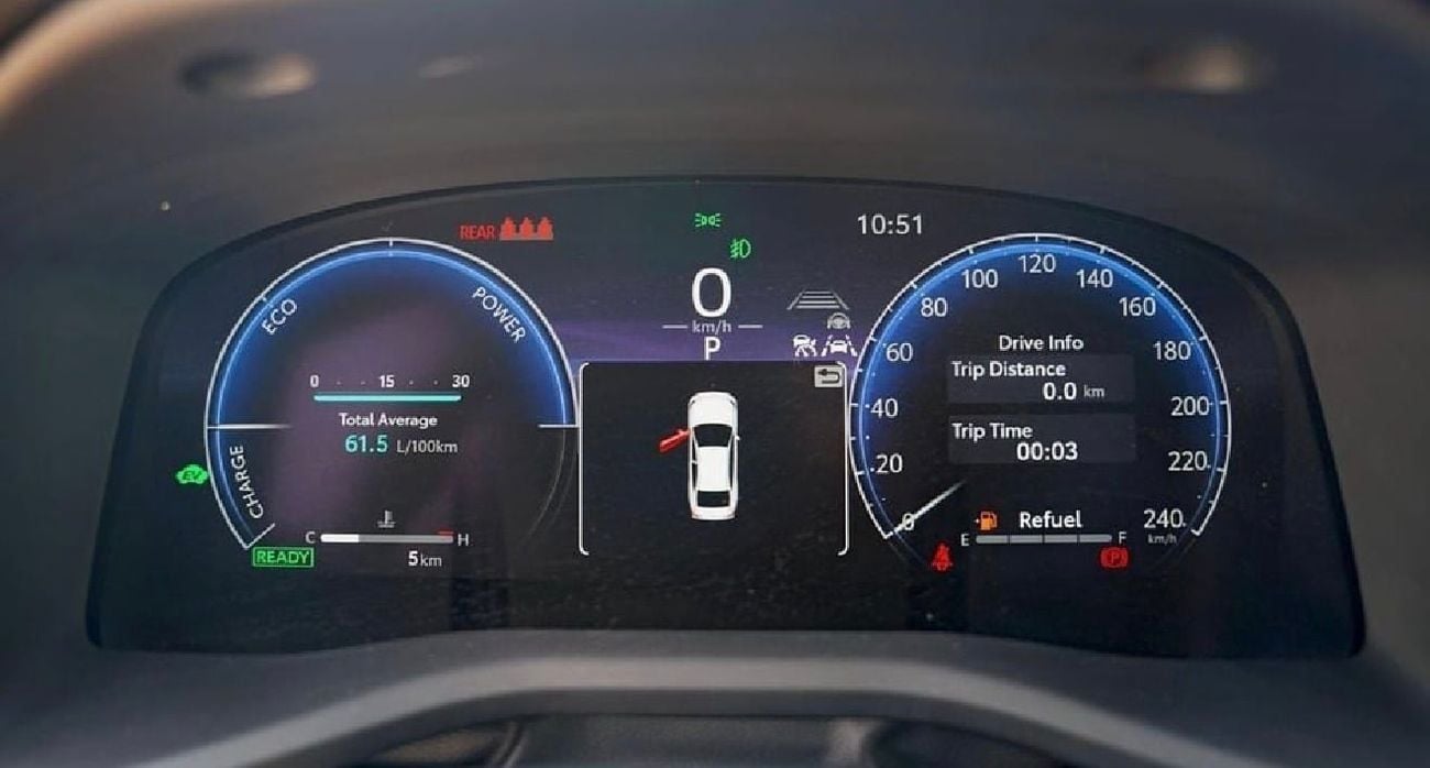 Toyota Camry LUMIERE HEV