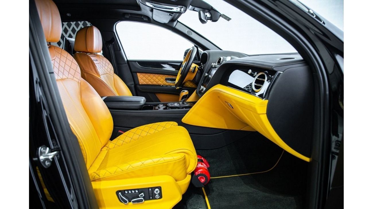 بنتلي بينتايجا سيجناتشر