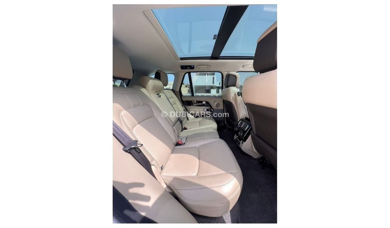 Land Rover Range Rover Range Rover Vogue HSE P400  Panoramic V6 2020 GCC Under Warranty Full Service History