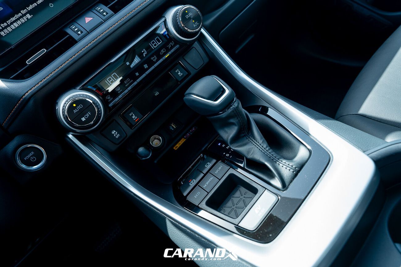 Toyota RAV4 Toyota RAV4 Intelligent Dual Engine 2.5L Hybrid E-CVT 2WD Elite Plus Edition 2025