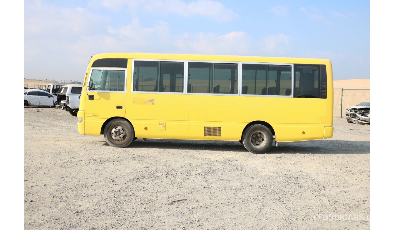 نيسان سيفيليان DIESEL 26 SEATER BUS